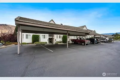 808 W Manson Highway #B201, Chelan, WA 98816 - Photo 25