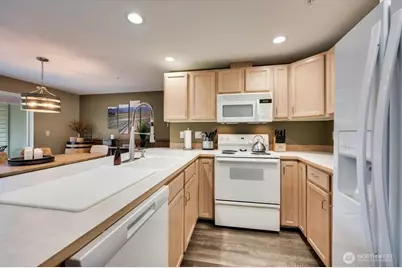 808 W Manson Highway #B201, Chelan, WA 98816 - Photo 19
