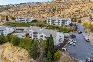 808 W Manson Hwy, Chelan, WA 98816 - Photo 25