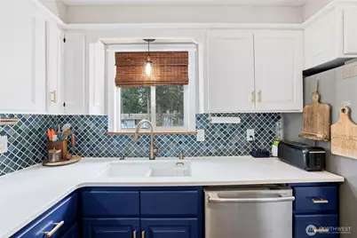 23439 SE 264th Street, Maple Valley, WA 98038 - Photo 9