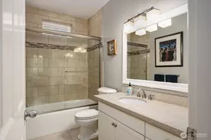 10207 NE 60th St, Kirkland, WA 98033 - Photo 21