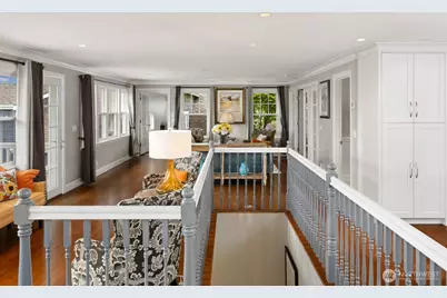 10207 NE 60th Street, Kirkland, WA 98033 - Photo 3