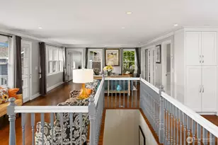 10207 NE 60th St, Kirkland, WA 98033 - Photo 3