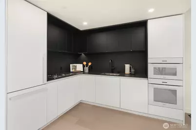 300 Virginia Street #1311, Seattle, WA 98101 - Photo 11