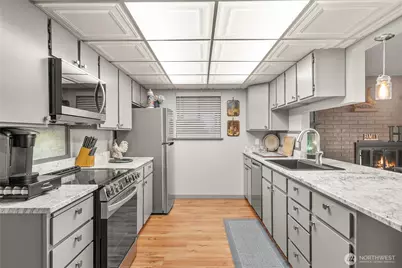 1301 S Third Avenue #15D, Sequim, WA 98382 - Photo 3