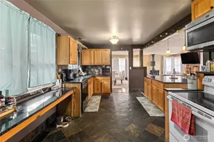 2826 S Meridian, Puyallup, WA 98373 - Photo 5