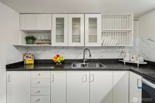 4503 S Webster St, Seattle, WA 98118 - Photo 11