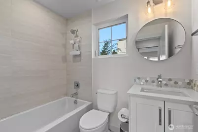 206 N 100th Street #2, Seattle, WA 98133 - Photo 25