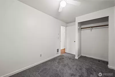 7505 Bridge Place NE, Bremerton, WA 98311 - Photo 15