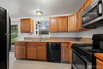 7505 Bridge Place NE, Bremerton, WA 98311 - Photo 7