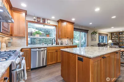 11504 SE 323rd Place, Auburn, WA 98092 - Photo 7