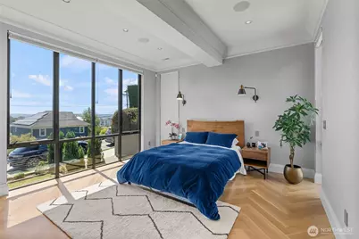 362 Ward Street, Seattle, WA 98109 - Photo 35