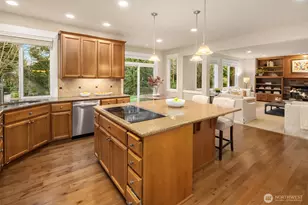 27548 SE 28th Ct, Sammamish, WA 98075 - Photo 11