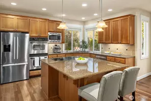 27548 SE 28th Ct, Sammamish, WA 98075 - Photo 9