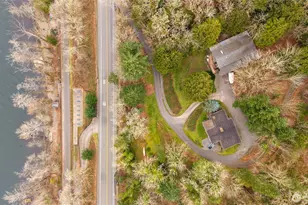 2232 E Lake Sammamish Pkwy NE, Sammamish, WA 98074 - Photo 1