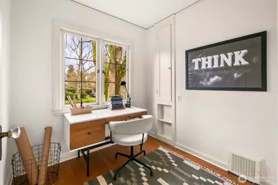 625 34th Avenue E, Seattle, WA 98112 - Photo 21