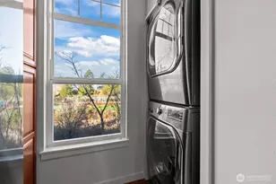 1621 Huckleberry Cir, Issaquah, WA 98029 - Photo 13