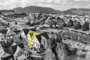 1621 Huckleberry Cir, Issaquah, WA 98029 - Photo 33