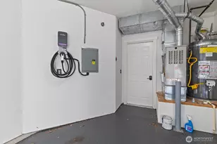 1621 Huckleberry Cir, Issaquah, WA 98029 - Photo 25