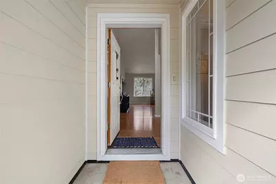 1011 Lake Park Drive SW, Tumwater, WA 98512 - Photo 3