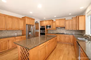 3907 Cameron Dr NE, Lacey, WA 98516 - Photo 9