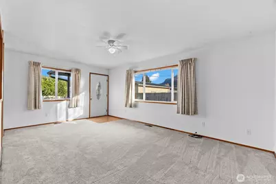 266 Third Street, Morton, WA 98356 - Photo 5