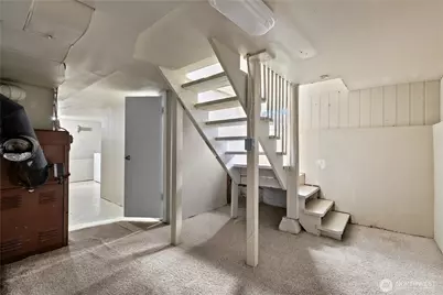 8211 20th Avenue NE, Seattle, WA 98115 - Photo 27