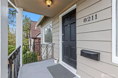 8211 20th Avenue NE, Seattle, WA 98115 - Photo 5