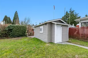 8211 20th Ave NE, Seattle, WA 98115 - Photo 33