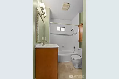 8211 20th Avenue NE, Seattle, WA 98115 - Photo 19