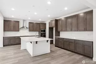 13932 180 St E, Puyallup, WA 98374 - Photo 3