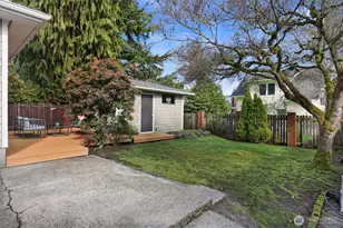 7302 33rd Ave NE, Seattle, WA 98115 - Photo 25