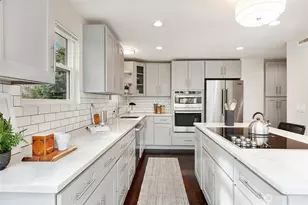 7302 33rd Ave NE, Seattle, WA 98115 - Photo 11