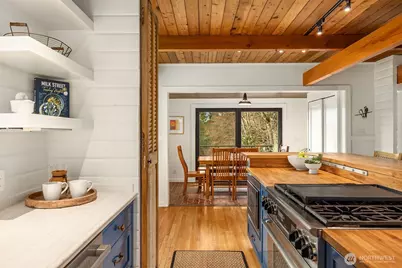 15451 Harvey Road NE, Bainbridge Island, WA 98110 - Photo 15