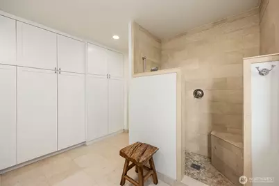 15451 Harvey Road NE, Bainbridge Island, WA 98110 - Photo 25