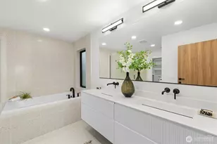 10733 17th Ave NE, Seattle, WA 98125 - Photo 27