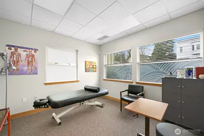 701 E Holly Street, Bellingham, WA 98225 - Photo 11