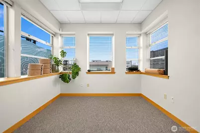 701 E Holly Street, Bellingham, WA 98225 - Photo 15