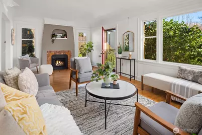 2301 42nd Avenue SW, Seattle, WA 98116 - Photo 5