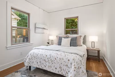 2301 42nd Avenue SW, Seattle, WA 98116 - Photo 11