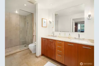 10700 NE 4th Street #2412, Bellevue, WA 98004 - Photo 25