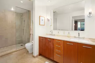 10700 NE 4th St, Bellevue, WA 98004 - Photo 25