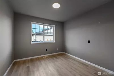 1228 Hemlock Place, Mount Vernon, WA 98273 - Photo 15