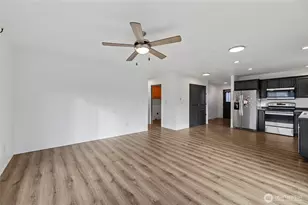 1228 Hemlock Pl, Mount Vernon, WA 98273 - Photo 7