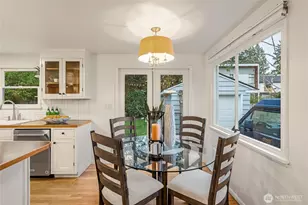 2527 72nd Ave SE, Mercer Island, WA 98040 - Photo 9