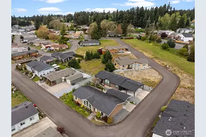 13814 21st Ave E, Tacoma, WA 98445 - Photo 39