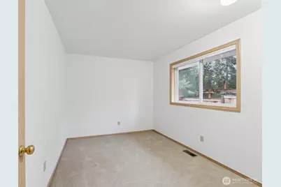 9227 232nd Street SW, Edmonds, WA 98020 - Photo 25