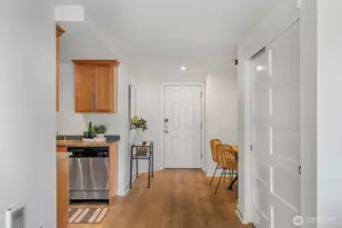 231 Belmont Ave E, Seattle, WA 98102 - Photo 31