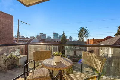 231 Belmont Avenue E #206, Seattle, WA 98102 - Photo 3