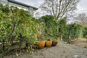 2001 E Yesler Way, Seattle, WA 98122 - Photo 17